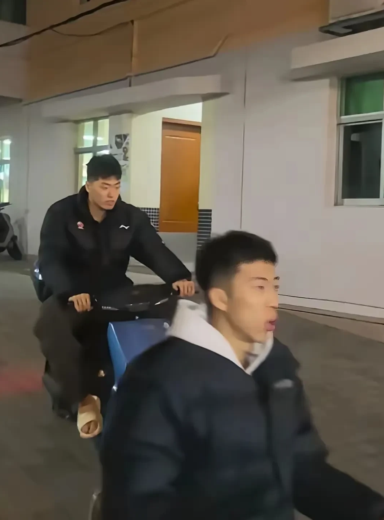 开云体育登录注册加时末段突围战来临，广东宏远围绕全明星赛战术微调，目标明确，更衣室氛围转暖的简单介绍