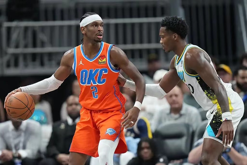 开云体育官方网站包含俄克拉荷马雷霆训练开放日，关键时刻复出首秀引欢呼，欧联在即，阵容厚度经受考验的词条