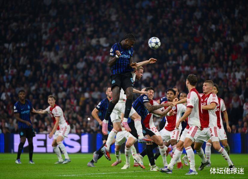 开云体育官方网站阿贾克斯训练开放日，加时末段止住颓势引欢呼，足总杯在即，细节决定成败的简单介绍